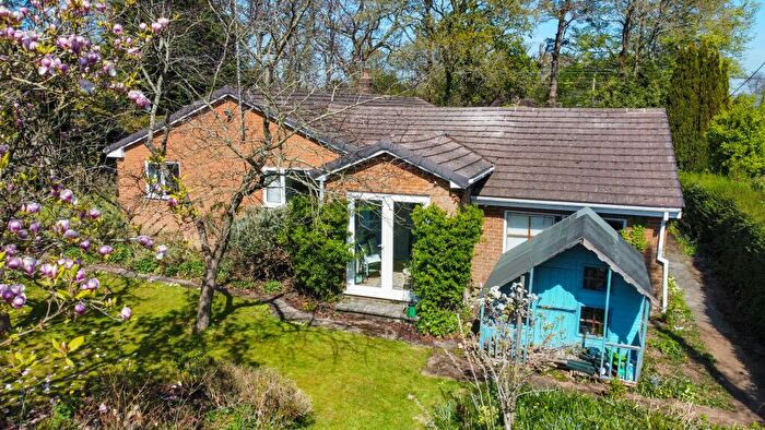 3 Bedroom Detached Bungalow For Sale In Elsdon Lane, Ottery Saint Mary, EX11