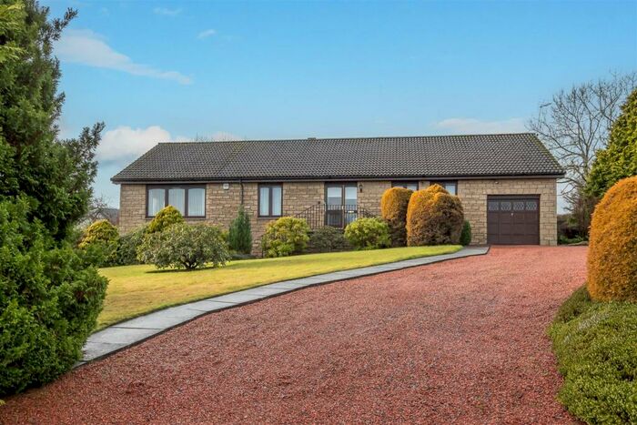 3 Bedroom Detached Bungalow For Sale In Loanfoot Park, Aberuthven, Auchterarder, PH3