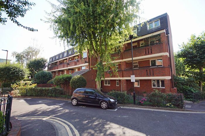 4 Bedroom Flat To Rent In Wynford Road, Kings Cross, N1