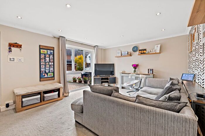 3 Bedroom End Terrace House For Sale In Ref: Gk - Court Lodge Road, Horley, RH6