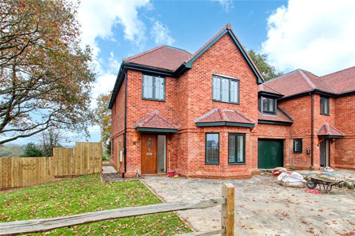 4 Bedroom Detached House For Sale In London Road, Binfield, Bracknell, Berkshire, RG42