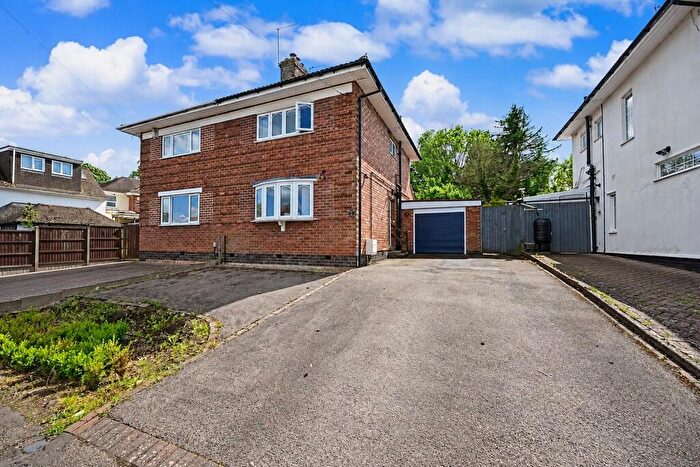 2 Bedroom Semi-Detached House For Sale In Wentworth Road, Rugby, CV22