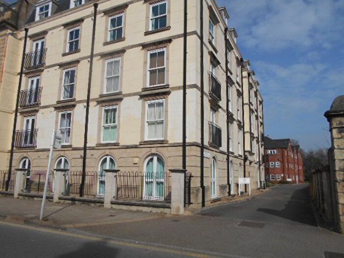 2 Bedroom Flat To Rent In Horder Mews, Swindon, SN1