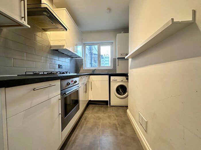 1 Bedroom Flat To Rent In Brayards Road, Peckham, SE15