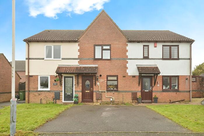 2 Bedroom House For Sale In Haskard Close, Hawkinge, Folkestone, Kent, CT18