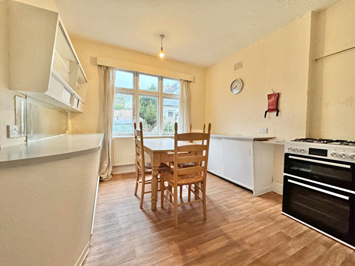 2 Bedroom Flat To Rent In Bedford Road, Alexandra Palace, N22