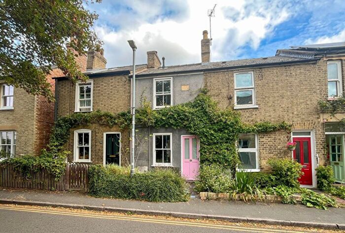 3 Bedroom Terraced House For Sale In French's Road, Cambridge, CB4