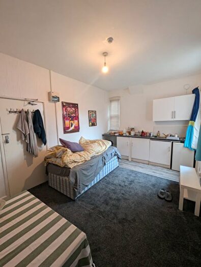 Studio To Rent In Satanita Road, Westcliff-On-Sea, SS0