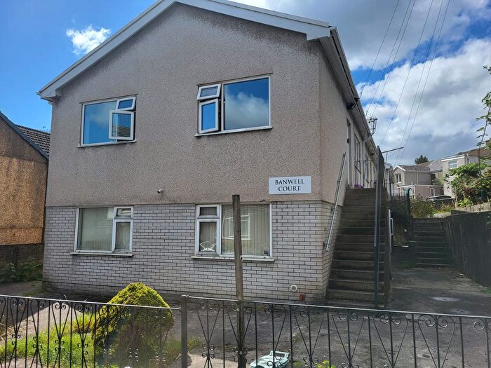 2 Bedroom Flat To Rent In Banwell Court, Swansea, SA6