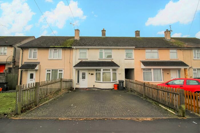 4 Bedroom Terraced House To Rent In Purton Road, Moredon, Swindon SN2