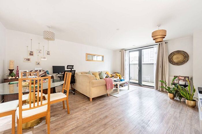 1 Bedroom Flat To Rent In High Road, Wembley Park, Wembley, HA9