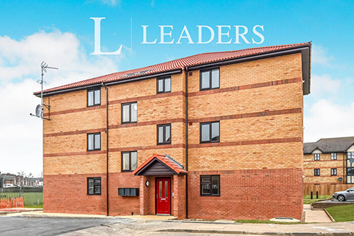 1 Bedroom Flat To Rent In Redwood Grove, Bedford, MK42