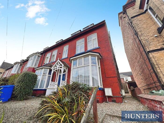 2 Bedroom Flat To Rent In Trinity Road, Bridlington, YO15