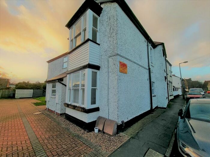 1 Bedroom Flat To Rent In King Street, Wollaston, Stourbridge, DY8