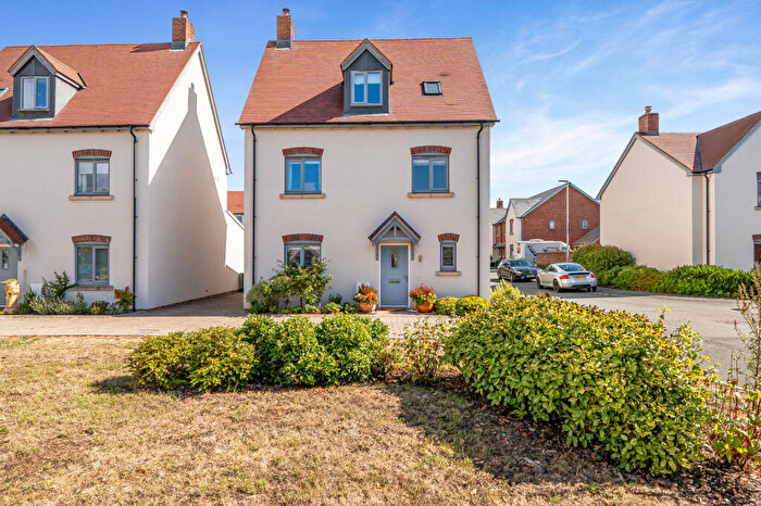 5 Bedroom Detached House For Sale In Garnstone Drive, Weobley, Hereford, HR4