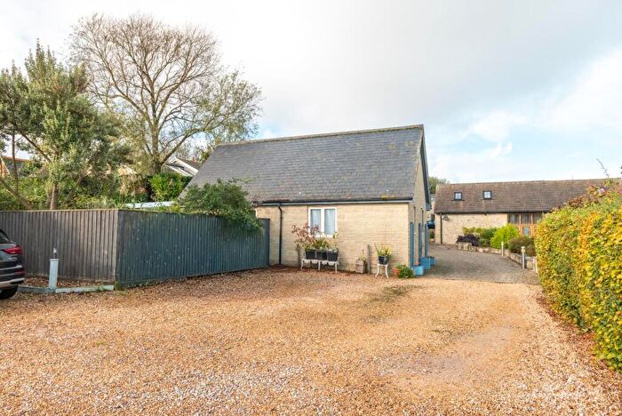 2 Bedroom Semi-Detached Bungalow For Sale In High Street, Niton, PO38