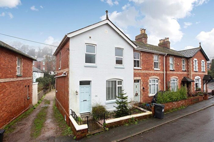 3 Bedroom Semi-detached House For Sale In Lower Brimley Road, Teignmouth, TQ14