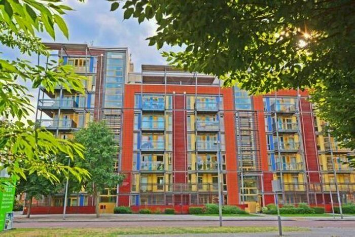 2 Bedroom Flat To Rent In Child Lane, London SE10