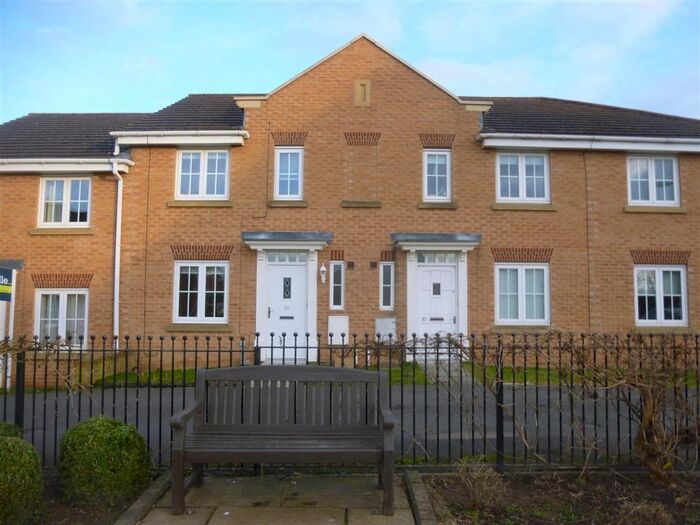 3 Bedroom Terraced House To Rent In Sunningdale Way, Gainsborough DN21