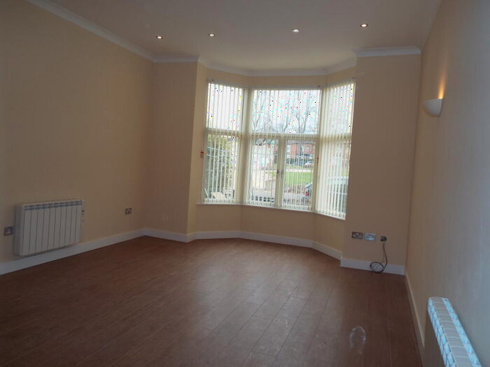 1 Bedroom Apartment To Rent In York House, Hall Green, B28