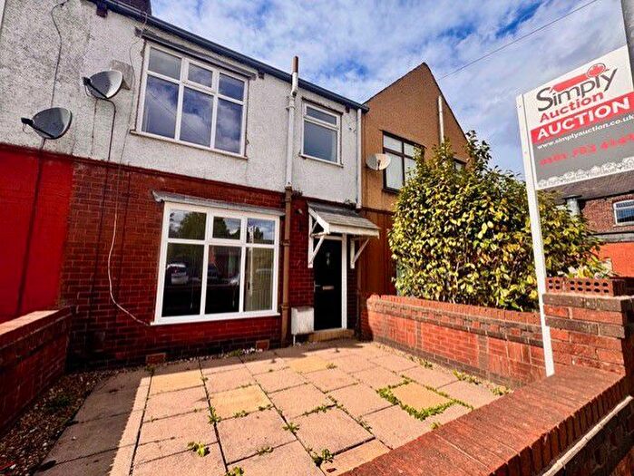 3 Bedroom Terraced House For Sale In Garstang Avenue, Bolton, BL2