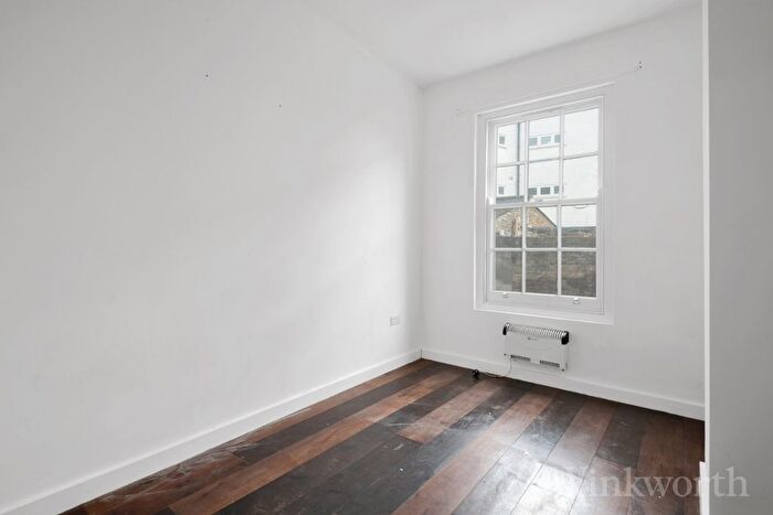 1 Bedroom Flat To Rent In New Cross Road, London, SE14