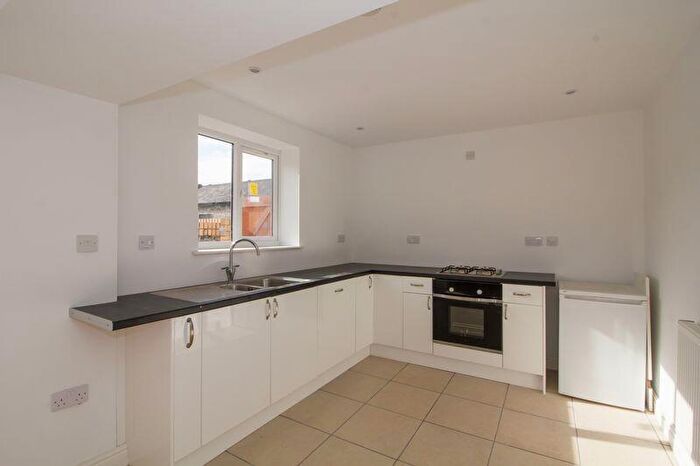 2 Bedroom End Of Terrace House To Rent In Chapel Lane, Penarth, CF64