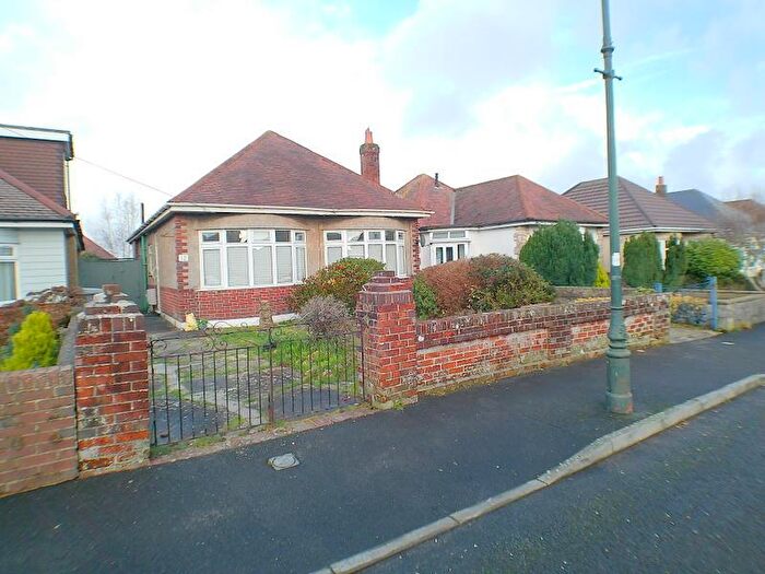 2 Bedroom Detached Bungalow For Sale In Alderley Road, Bournemouth, BH10