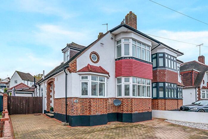 3 Bedroom Semi-Detached House For Sale In Windermere Road, West Wickham, BR4