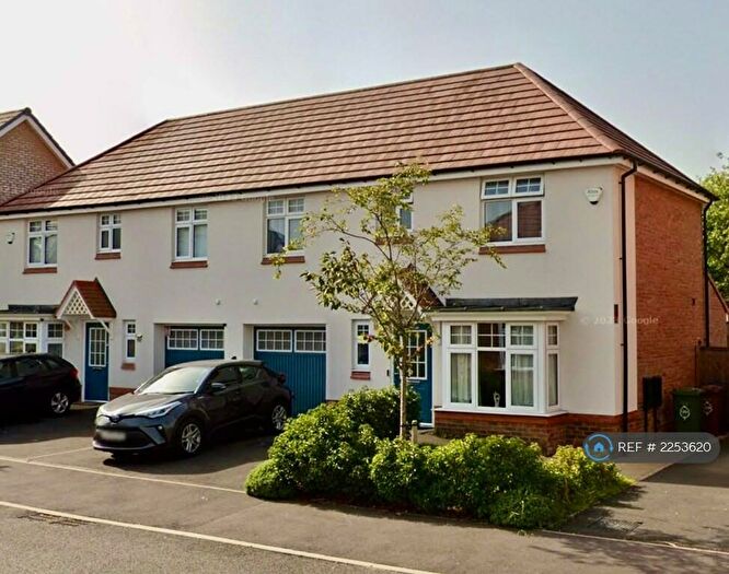 3 Bedroom Semi-Detached House To Rent In Newhaven Road, Stockport, SK5