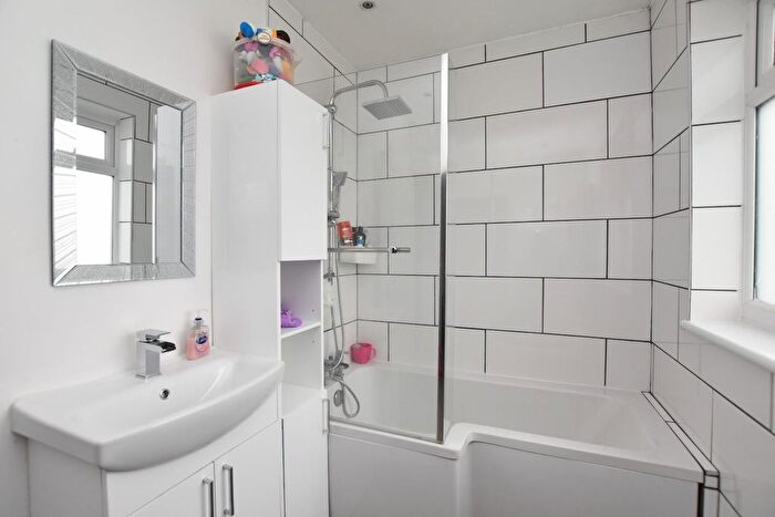 3 Bedroom End Terrace House For Sale In The Green, Lydd, TN29