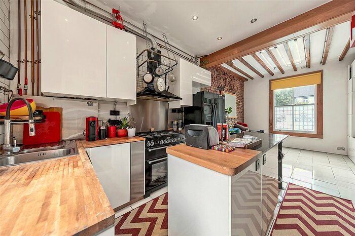 4 Bedroom Terraced House To Rent In Coldharbour Lane, London, SW9