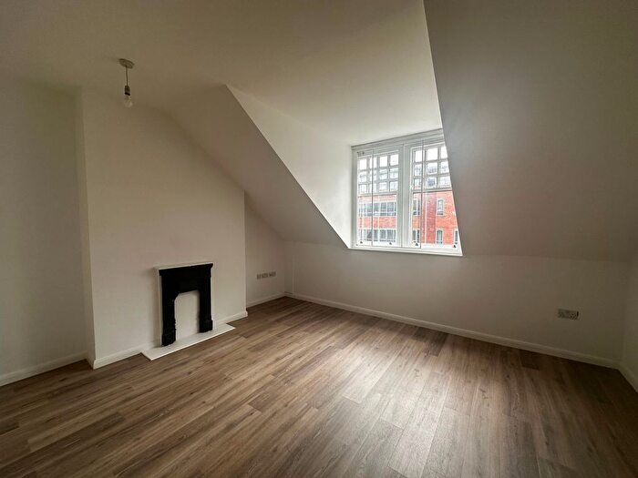 1 Bedroom Flat To Rent In Wollaton Street, Nottingham, NG1