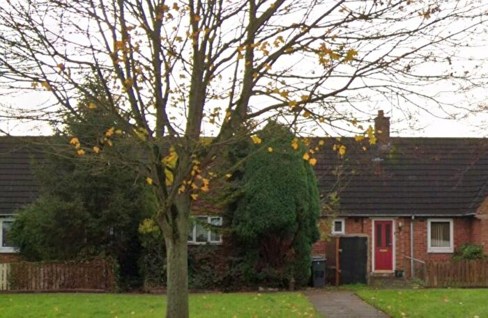 2 Bedroom Terraced Bungalow To Rent In Ocean Road, Leicester, Leicestershire, LE5