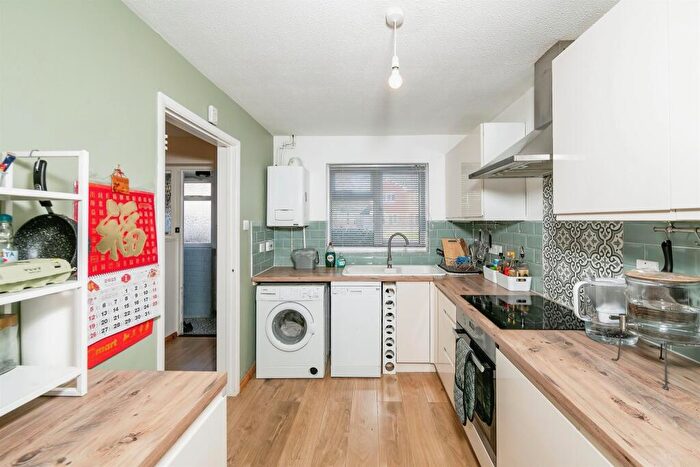 2 Bedroom End Of Terrace House For Sale In Fakenham Close, Lower Earley, Reading, RG6