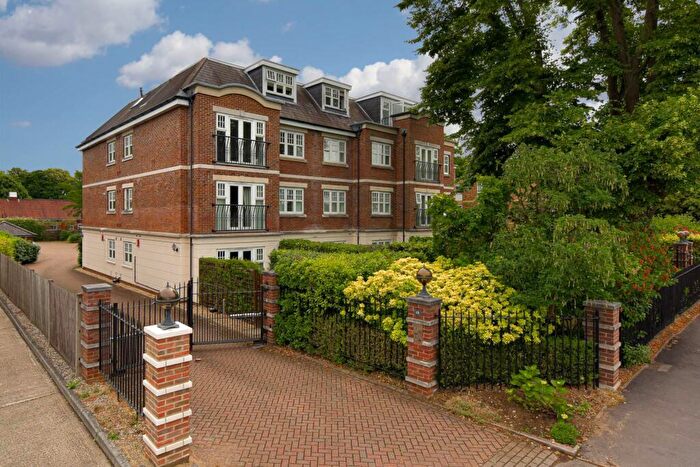 2 Bedroom Apartment To Rent In Alexandra Road, Epsom, KT17