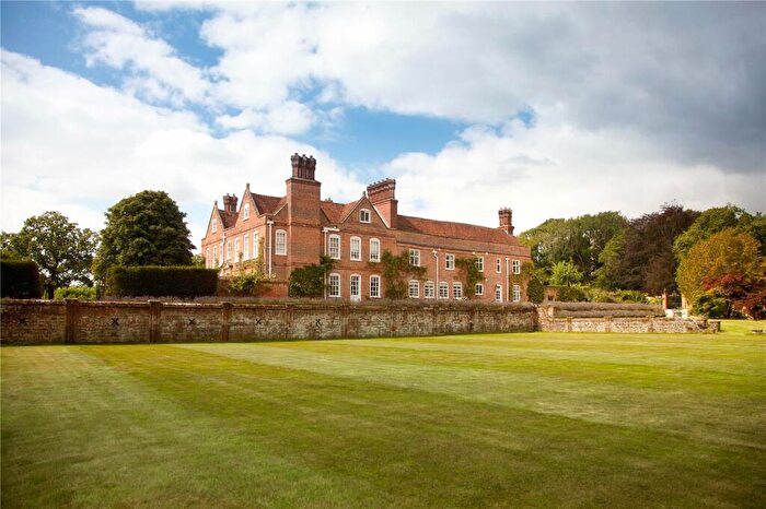 7 Bedroom Detached House For Sale In Castle Lane, Donnington, Newbury, Berkshire, RG14