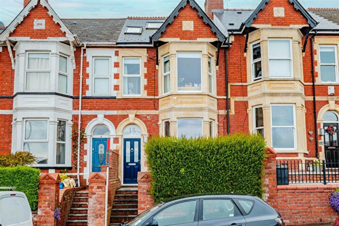 5 Bedroom Terraced House For Sale In Harbour Road, Barry, CF62