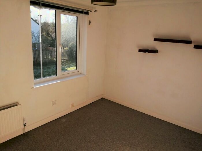 2 Bedroom End Of Terrace House To Rent In Sheldon Drive, Wells, BA5