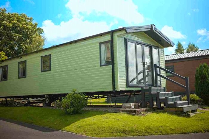 2 Bedroom Mobile/park Home For Sale In Riverview Holiday Park, Mangerton, Newcastleton, Scottish Borders, TD9