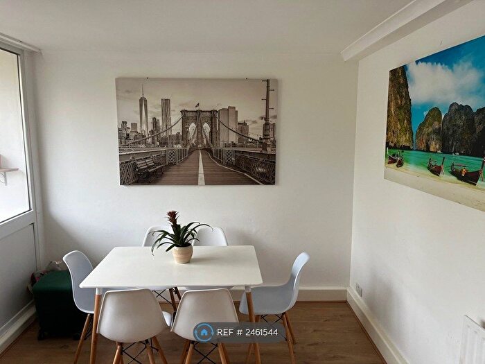 4 Bedroom Flat To Rent In Dacres Road, London, SE23