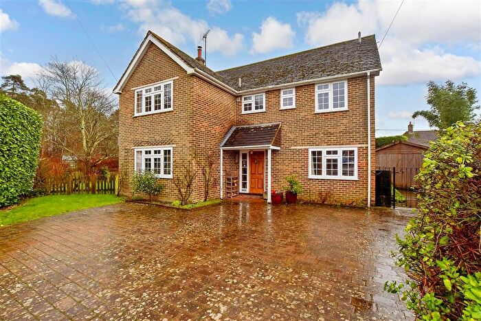 4 Bedroom Detached House For Sale In Kings Platt, Shipley, Nr Horsham, West Sussex, RH13