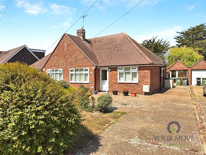 2 Bedroom Bungalow To Rent In Brightling Road, Polegate, East Sussex, BN26