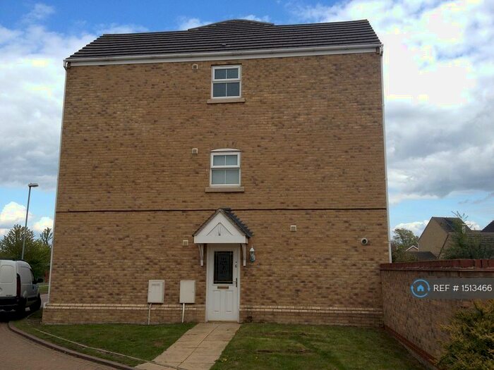 4 Bedroom Terraced House To Rent In Collinson Crescent, Sapley, Huntingdon, PE28