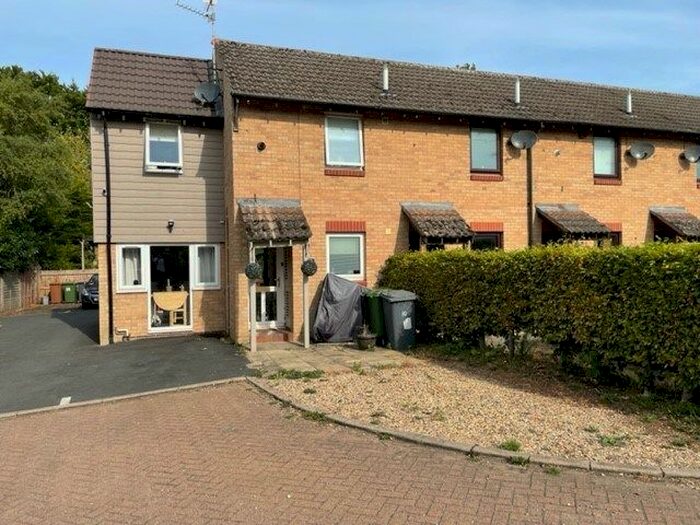 2 Bedroom End Of Terrace House To Rent In St Kyneburgha Close, Castor, Peterborough, PE5