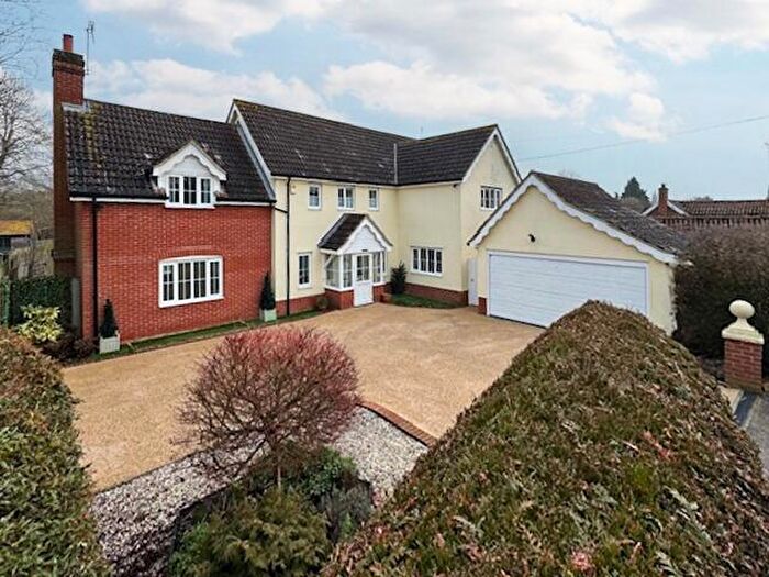 5 Bedroom Detached House For Sale In The Street, Hacheston, IP13