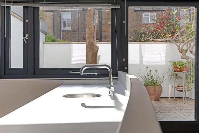 3 Bedroom Terraced House To Rent In Slaidburn Street, London, SW10