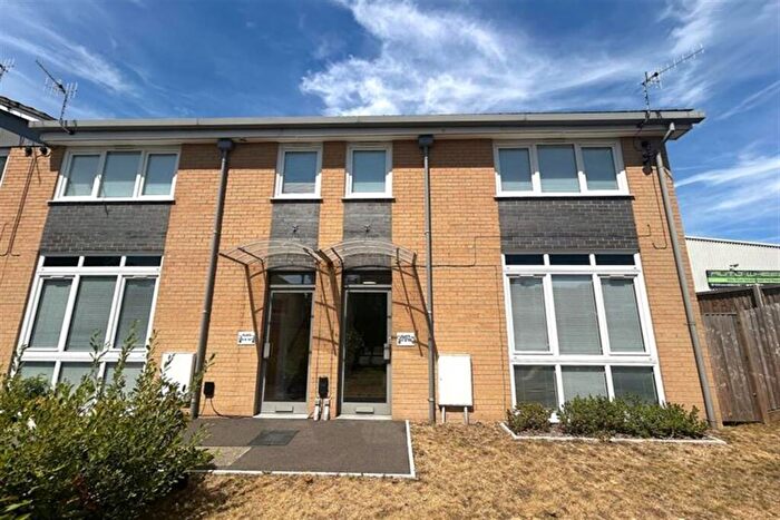 Flat To Rent In Freemantle, SO15