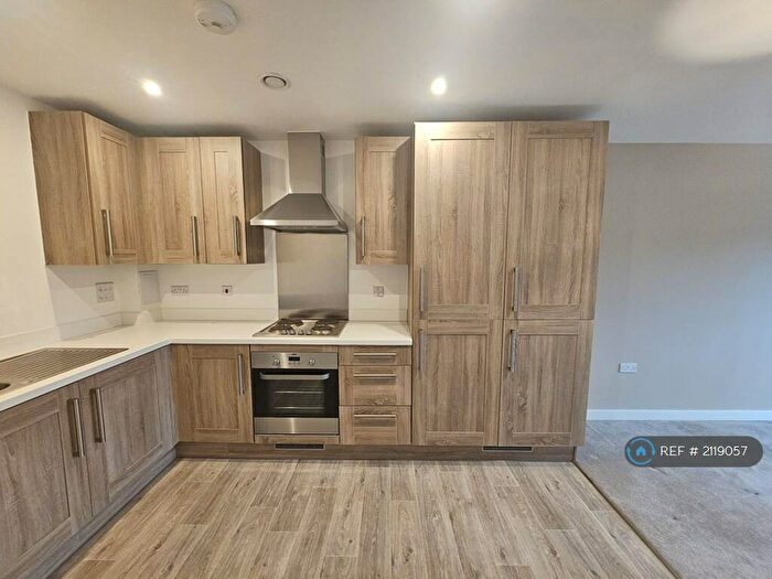 1 Bedroom Flat To Rent In Station View, Guildford, GU1