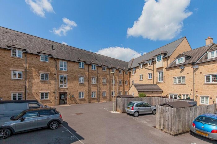 1 Bedroom Apartment To Rent In Wilkinson Place, Witney, OX28